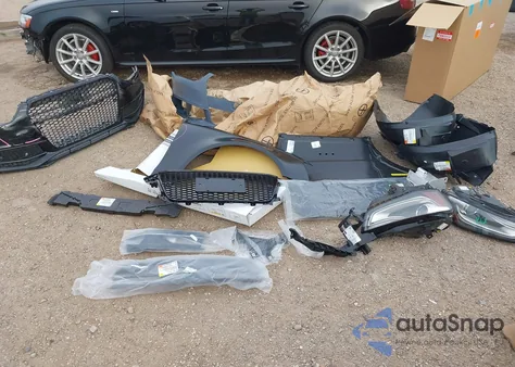 2015 Audi A4 2.0T Premium из США, поврежденный, VIN WAUFFAFL5FN035206